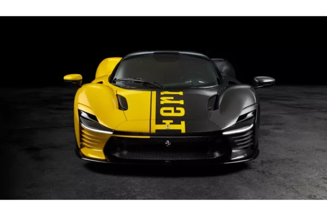 Ferrari-SP3-Daytona-record-10