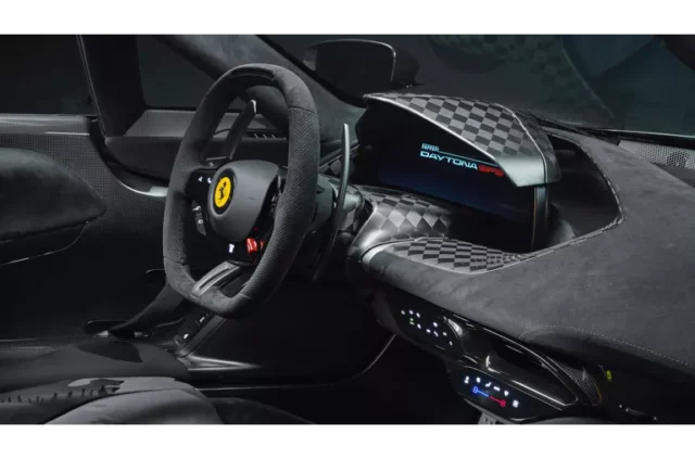 Ferrari-SP3-Daytona-record-2