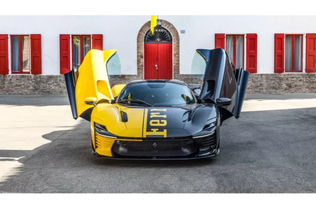 Ferrari-SP3-Daytona-record-8