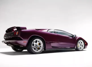 Este Lambo de 24 años y pintura única se ha vendido al precio de un Revuelto nuevo