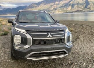 ¿Por qué Mitsubishi decayó en Estados Unidos pero siguió con éxito en el Caribe y América Latina?