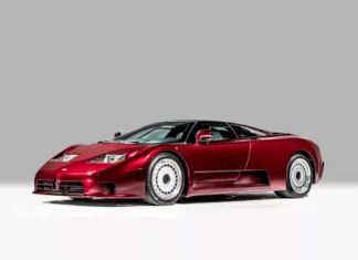 Resucitado tras 17 años en un garaje real: el Bugatti EB110 del Emir de Kuwait vuelve a la vida
